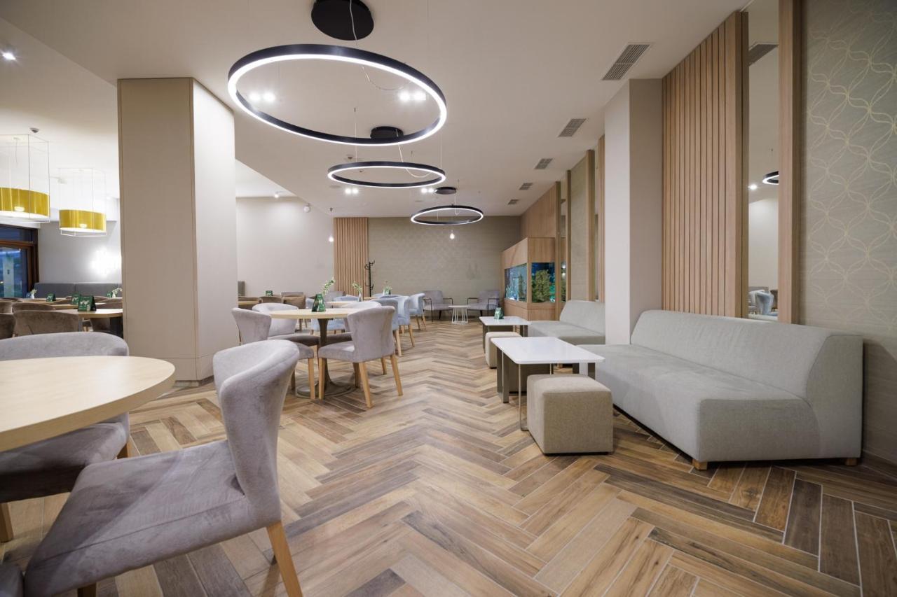 Olymp IV Hotel โควอบเซก ภายนอก รูปภาพ