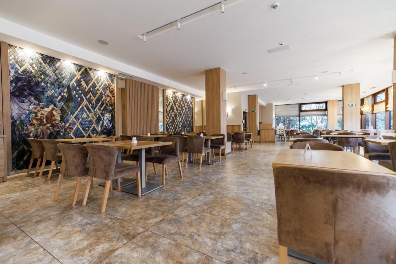 Olymp IV Hotel โควอบเซก ภายนอก รูปภาพ